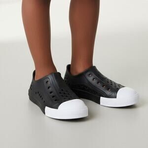 Converse All Star Chuck Taylor Play Lite CX Slip Ons NIB Youth Sz 6 Black White